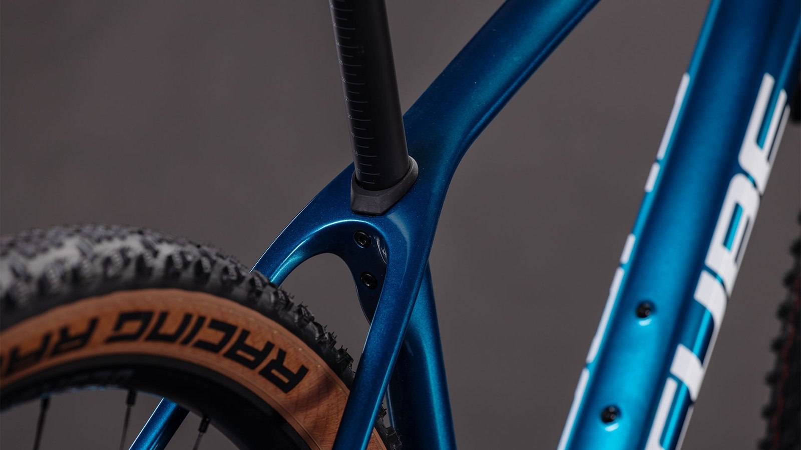 Cube Reaction C:62 SLX electricblue´n´white – Bild 8